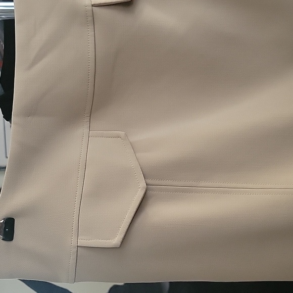 NWT Vince Camuto Skirt - Picture 3 of 5